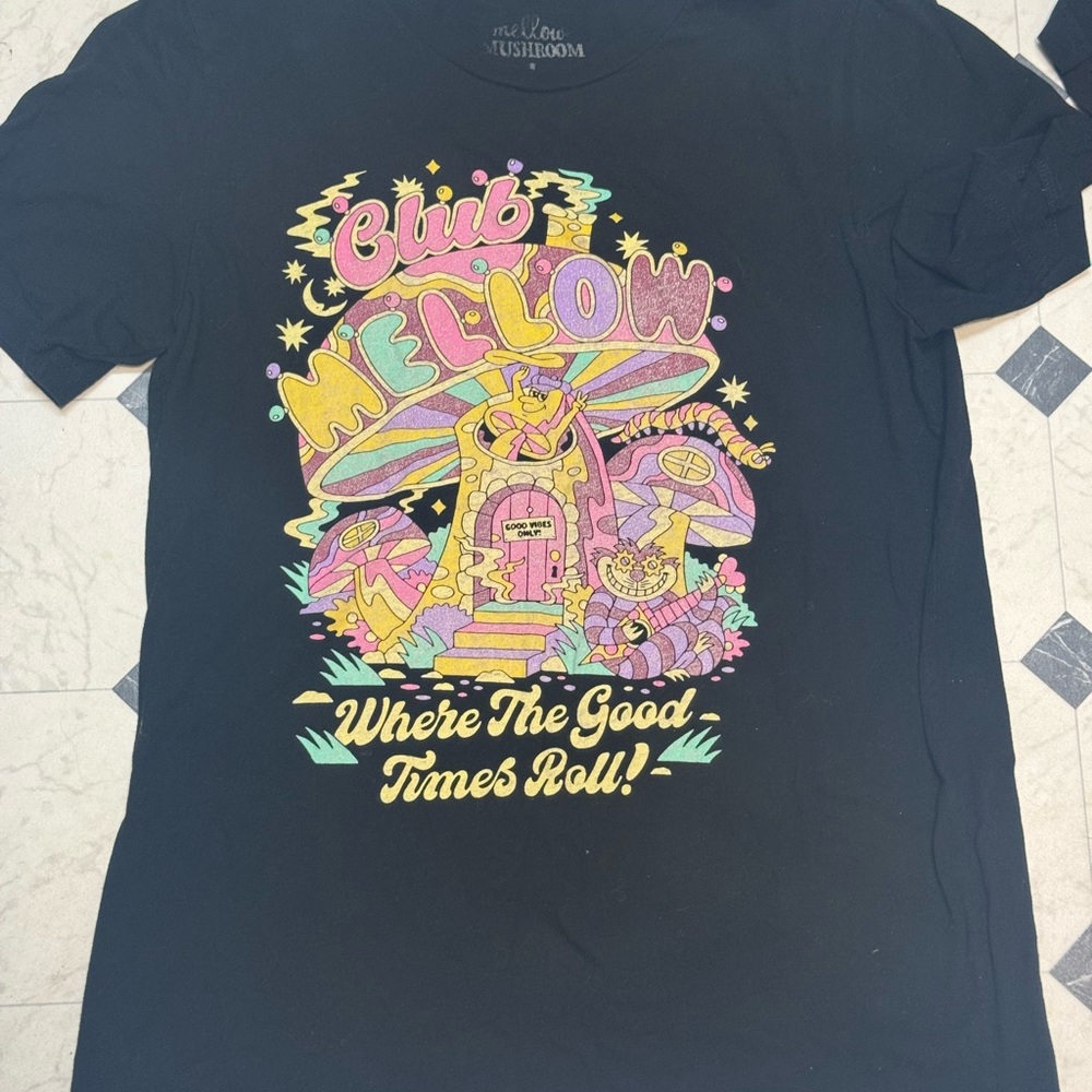 Mellow Mushroom Vintage Tee!